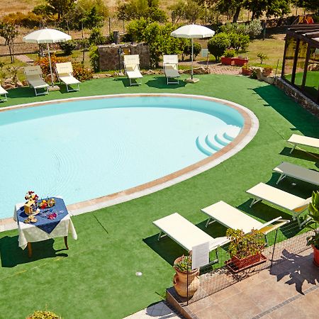 Hotel Cala Mirto Budoni Bagian luar foto