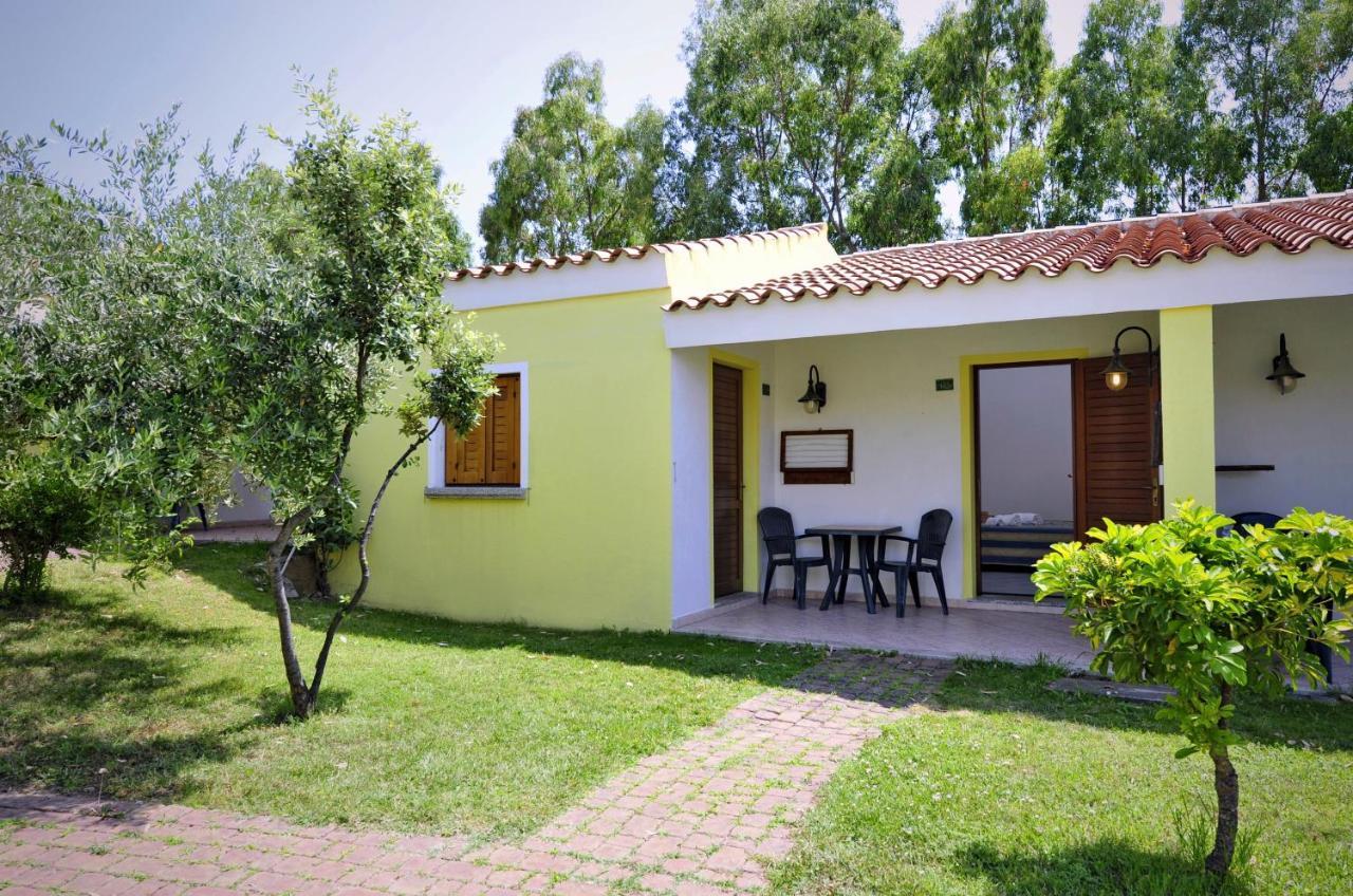 Hotel Cala Mirto Budoni Bagian luar foto