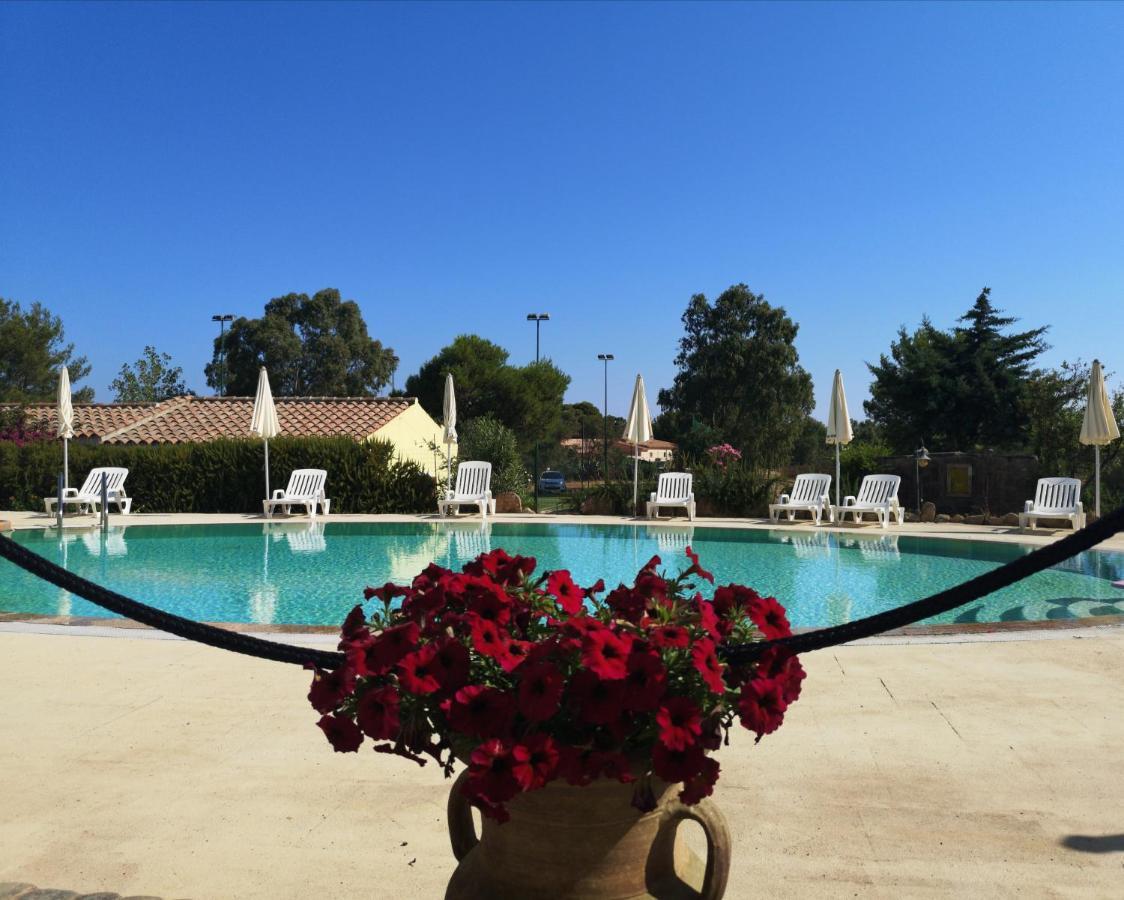 Hotel Cala Mirto Budoni Bagian luar foto
